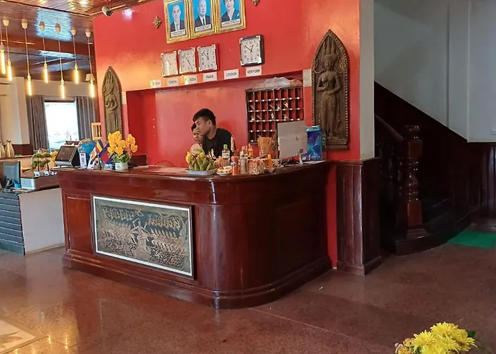 Mongkol Angkor And Hotel Phumi Tram Neak