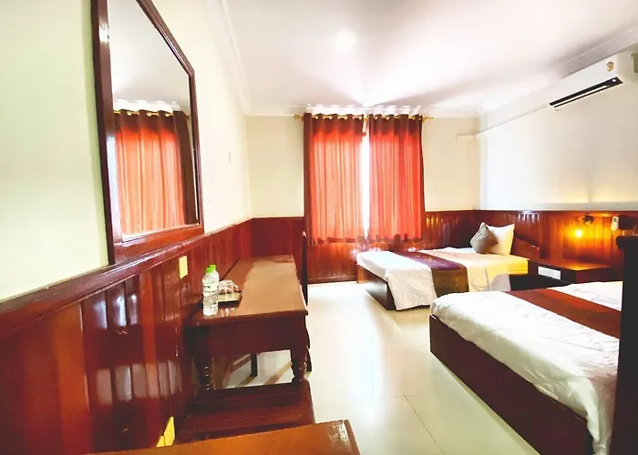 Hotel Mongkol Angkor And Phumi Tram Neak